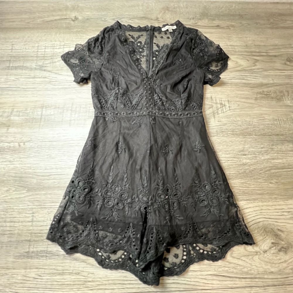 Haute Monde Romper Womens‎ Small Black Lace Eyelet V-Neck Short Sleeve HMP30134